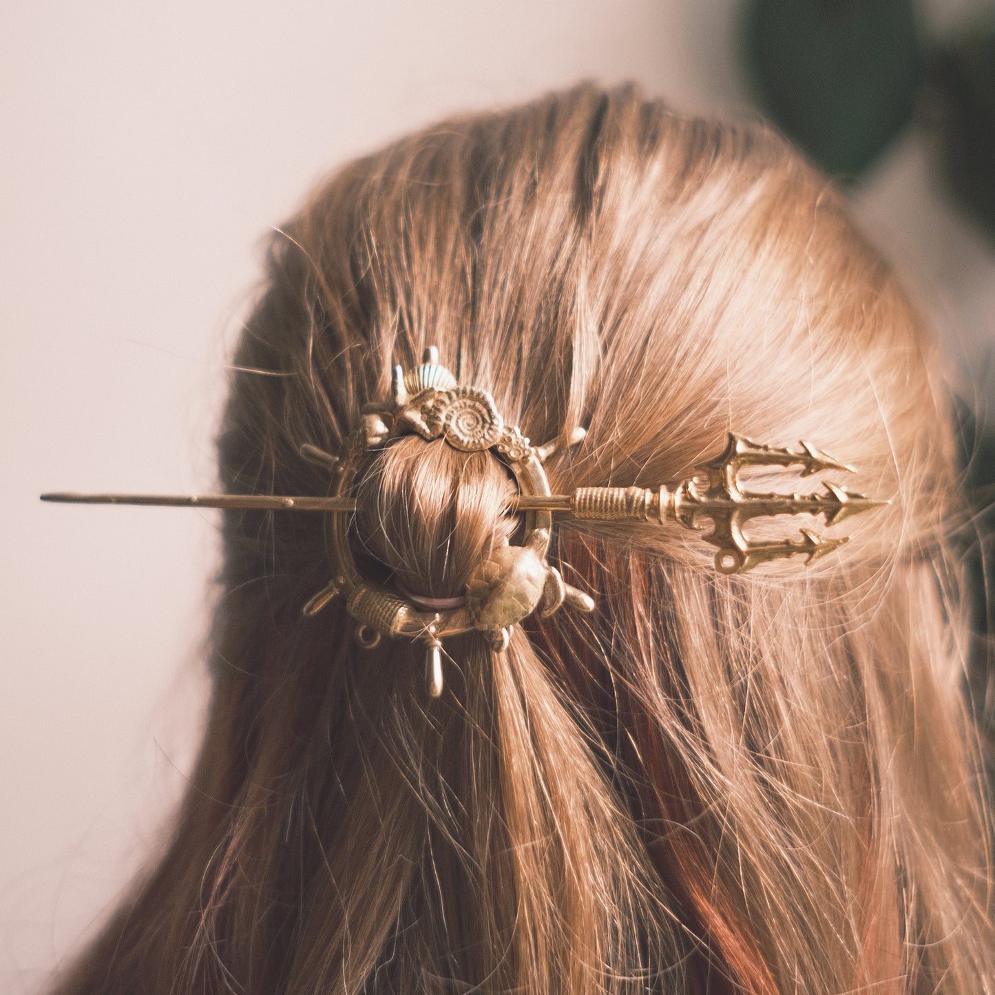 Ocean Helm - Bronze Hair ornament